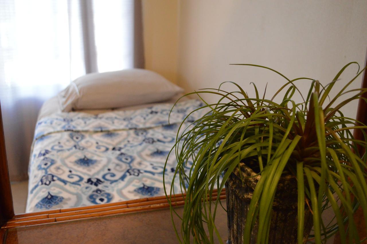 The Lahaina Beach House Hostel Bagian luar foto
